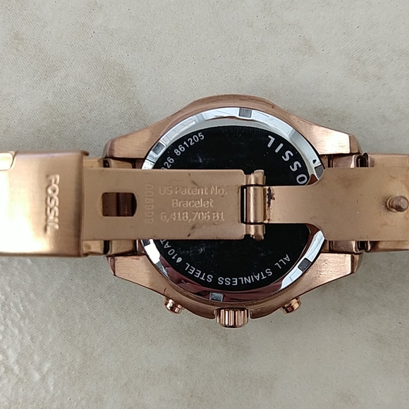 Fossil Watch - Picture 8 of 8